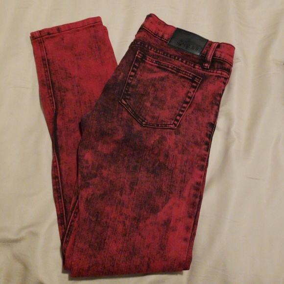 red acid wash jeans